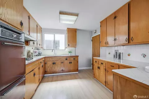 217 Sweeny St, San Francisco, CA 94134 photo 10