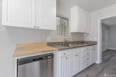 Kitchen - 2084 Ascot Dr, Moraga, CA 94556 photo 11 of 11