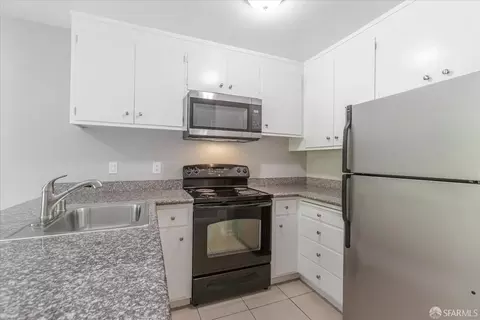 Kitchen - 2084 Ascot Dr, Moraga, CA 94556 photo 3 of 11