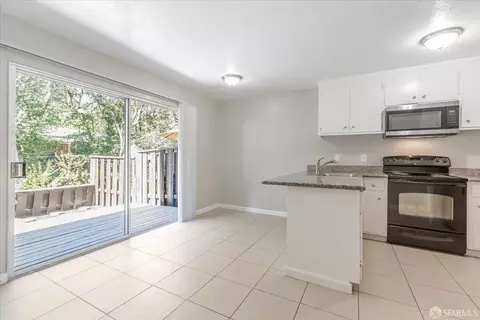 Kitchen - 2084 Ascot Dr, Moraga, CA 94556 photo 5 of 11