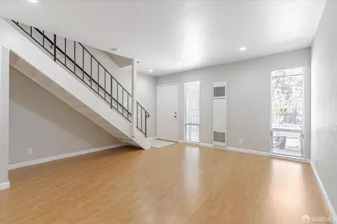 Living - 2084 Ascot Dr, Moraga, CA 94556 photo 4 of 10