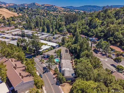View/Area - 2084 Ascot Dr, Moraga, CA 94556 photo 5 of 7