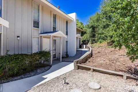 Exterior - 2084 Ascot Dr, Moraga, CA 94556 photo 19 of 22