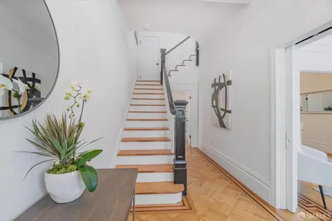 Entry Way - 137 6th Ave, San Francisco, CA 94118 photo 5 of 14