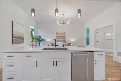 Kitchen - 137 6th Ave, San Francisco, CA 94118 photo 3 of 6