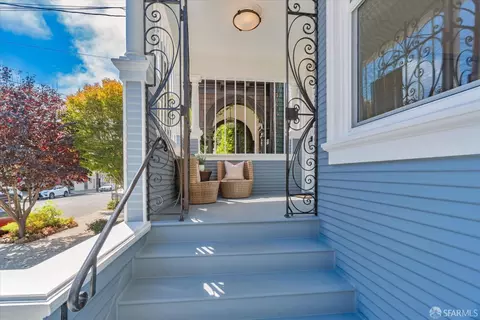 Exterior - 137 6th Ave, San Francisco, CA 94118 photo 3 of 14