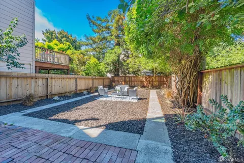 Exterior - 137 6th Ave, San Francisco, CA 94118 photo 10 of 14