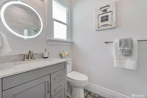Bath - 137 6th Ave, San Francisco, CA 94118 photo 10 of 10