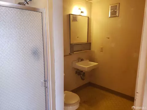 137 Curtis St, San Francisco, CA 94112 photo 12
