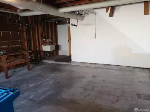 137 Curtis St, San Francisco, CA 94112 photo 8