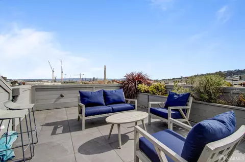 1947 Oakdale Ave #2, San Francisco, CA 94124