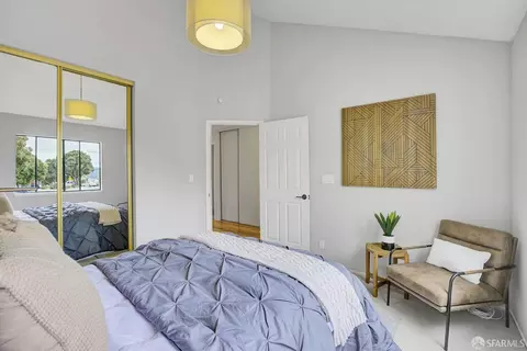 Bedroom - 6 Hillview Ct, San Francisco, CA 94124 photo 2 of 8
