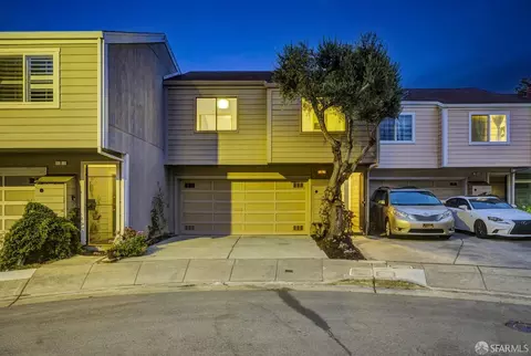 Exterior - 6 Hillview Ct, San Francisco, CA 94124 photo 2 of 9