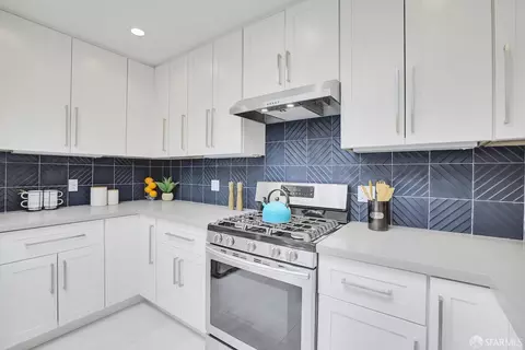 Kitchen - 6 Hillview Ct, San Francisco, CA 94124 photo 3 of 4