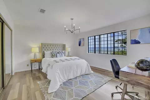 Bedroom - 6 Hillview Ct, San Francisco, CA 94124 photo 6 of 8