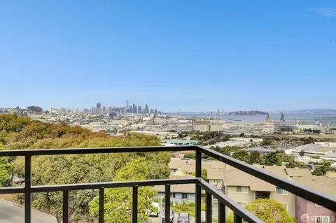 View/Area - 6 Hillview Ct, San Francisco, CA 94124 photo 3 of 12