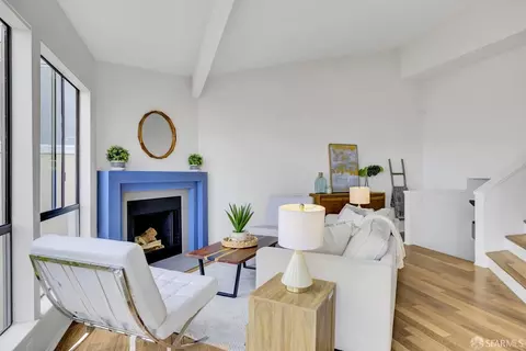 Living - 6 Hillview Ct, San Francisco, CA 94124 photo 2 of 3