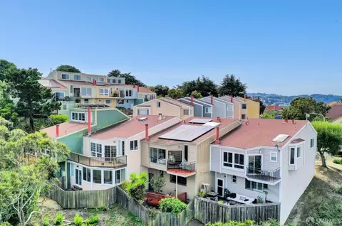 View/Area - 6 Hillview Ct, San Francisco, CA 94124 photo 10 of 12