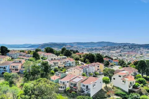 View/Area - 6 Hillview Ct, San Francisco, CA 94124 photo 11 of 12