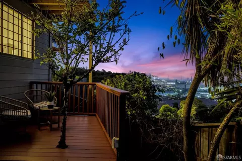 Exterior - 6 Hillview Ct, San Francisco, CA 94124 photo 7 of 9