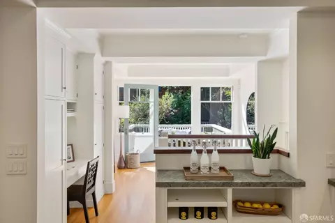 Entry Way - 2728 Claremont Blvd, Berkeley, CA 94705 photo 5 of 10
