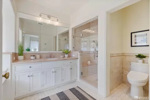 Bath - 2728 Claremont Blvd, Berkeley, CA 94705 photo 2 of 5