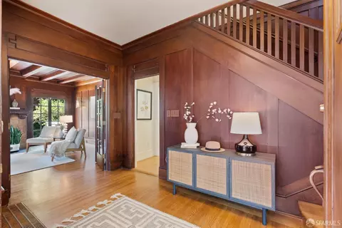 Entry Way - 2728 Claremont Blvd, Berkeley, CA 94705 photo 3 of 10