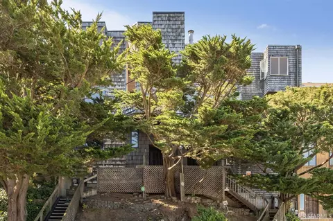 Exterior - 4071 20th St, San Francisco, CA 94114 photo 1 of 5