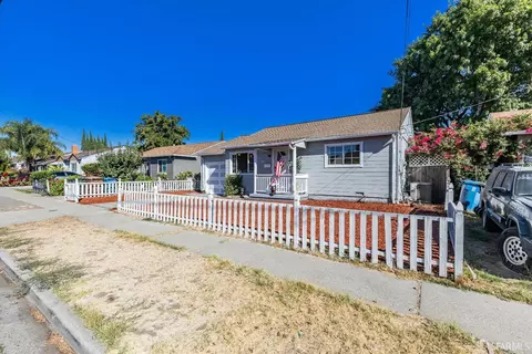 11 E Madill St, Antioch, CA 94509 photo 2