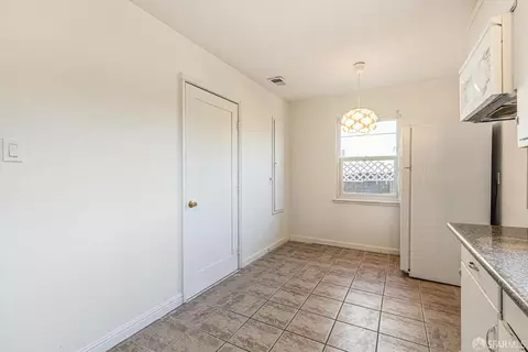 11 E Madill St, Antioch, CA 94509 photo 9