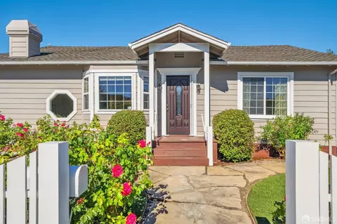 300 Cavanaugh St, San Mateo, CA 94401