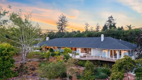 624 Isbel Dr, Santa Cruz, CA 95060