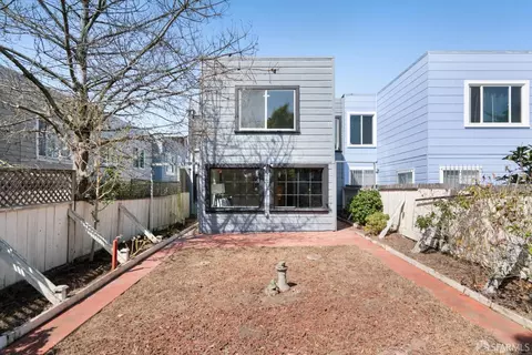 2533 Moraga St, San Francisco, CA 94122 photo 2
