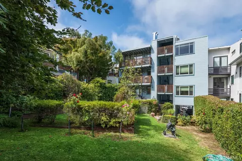 Exterior - 245 Chestnut St, San Francisco, CA 94133 photo 9 of 9