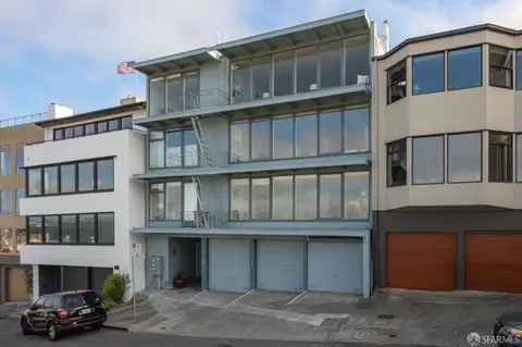 Exterior - 245 Chestnut St, San Francisco, CA 94133 photo 4 of 9