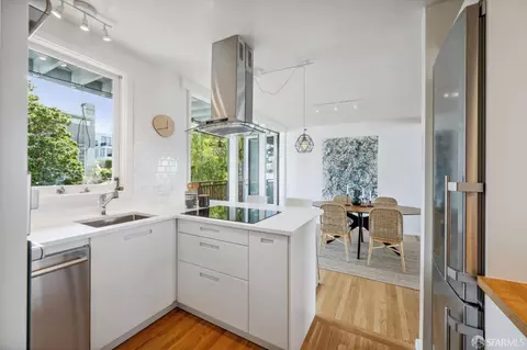 Kitchen - 245 Chestnut St, San Francisco, CA 94133 photo 5 of 5