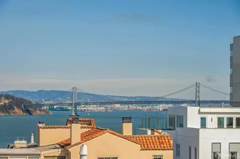 View/Area - 245 Chestnut St, San Francisco, CA 94133 photo 10 of 10