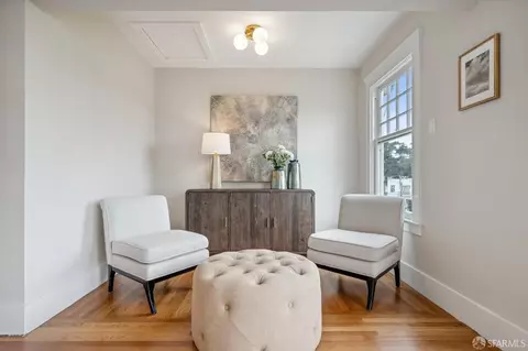 Entry Way - 842 35th Ave, San Francisco, CA 94121 photo 8 of 10
