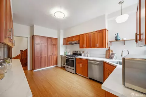 Kitchen - 842 35th Ave, San Francisco, CA 94121 photo 1 of 3