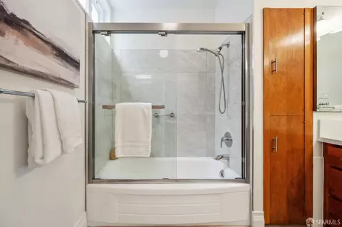 Bath - 842 35th Ave, San Francisco, CA 94121 photo 3 of 5