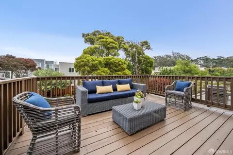 Exterior - 842 35th Ave, San Francisco, CA 94121 photo 4 of 20