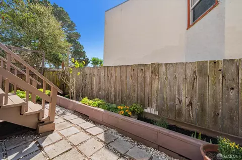 Exterior - 1507 35th Ave, San Francisco, CA 94122 photo 5 of 7