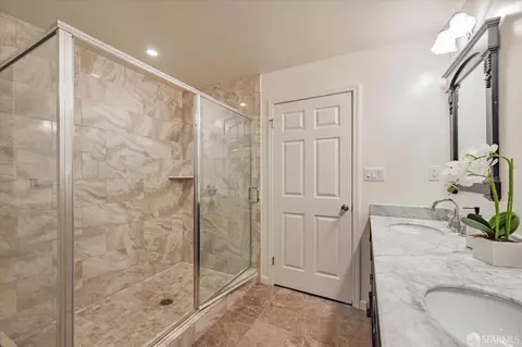 Bath - 1507 35th Ave, San Francisco, CA 94122 photo 4 of 4