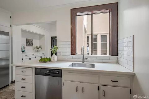 Kitchen - 1507 35th Ave, San Francisco, CA 94122 photo 3 of 4