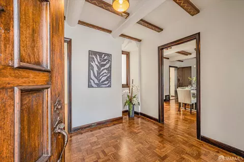 Entry Way - 1507 35th Ave, San Francisco, CA 94122 photo 2 of 3
