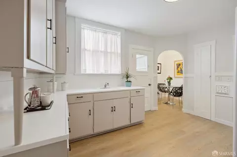 Kitchen - 1427 39th Ave, San Francisco, CA 94122 photo 3 of 5