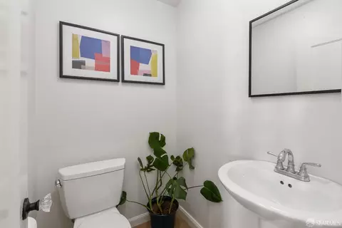 Bath - 74 Havelock St, San Francisco, CA 94112 photo 1 of 3