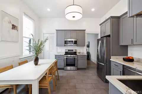 Kitchen - 42 Sharon St, San Francisco, CA 94114 photo 3 of 3
