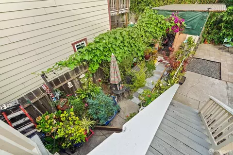 Exterior - 320 Peralta St, Oakland, CA 94607 photo 2 of 10