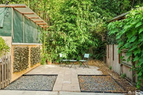 Exterior - 320 Peralta St, Oakland, CA 94607 photo 4 of 10